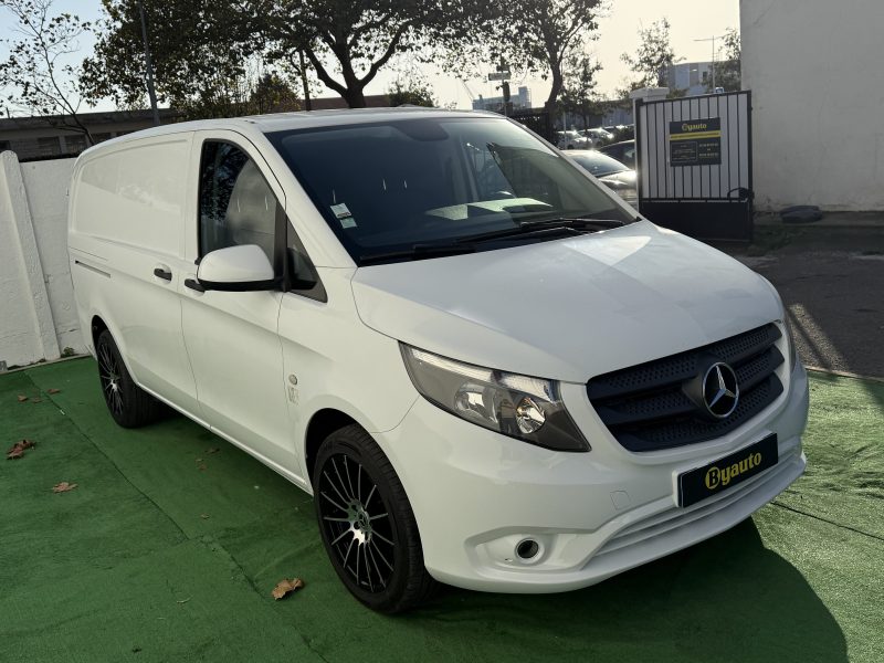 MERCEDES VITO 2015