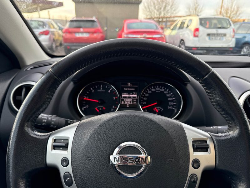 NISSAN QASHQAI 2012