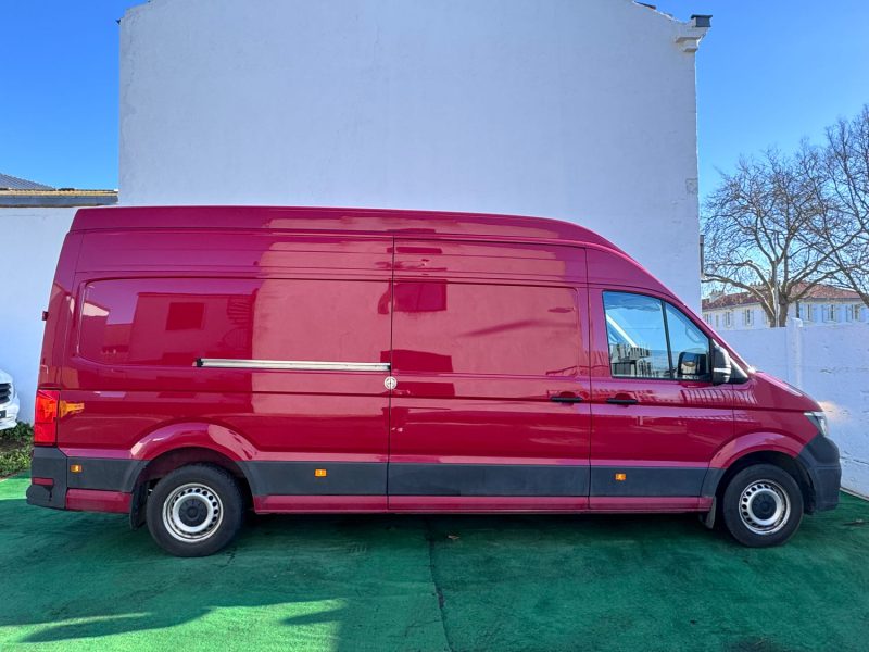 VOLKSWAGEN CRAFTER 2022