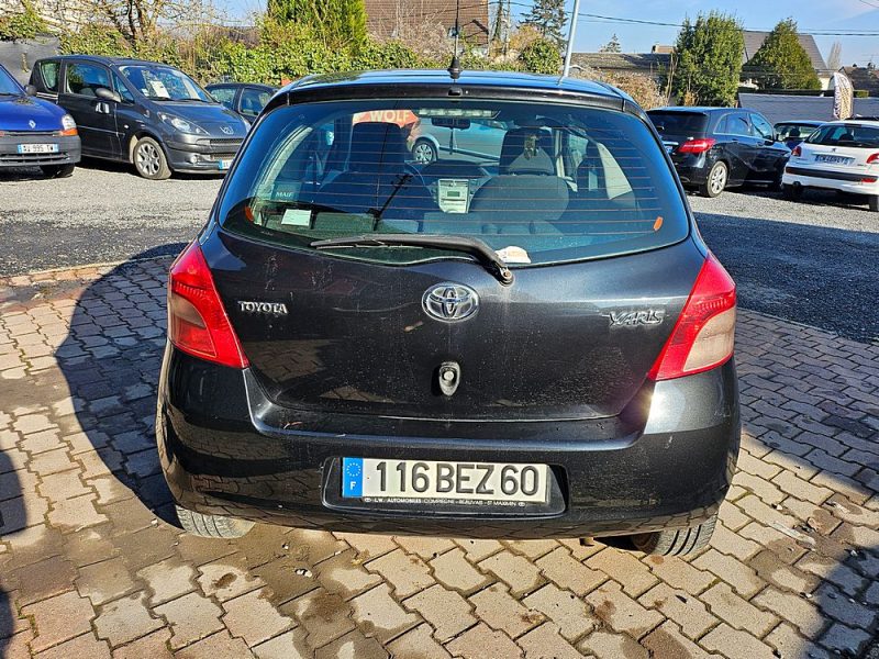 TOYOTA YARIS II 1.0L VVTI 12V 68CV *LUNA* / REVISEE&GARANTIE 