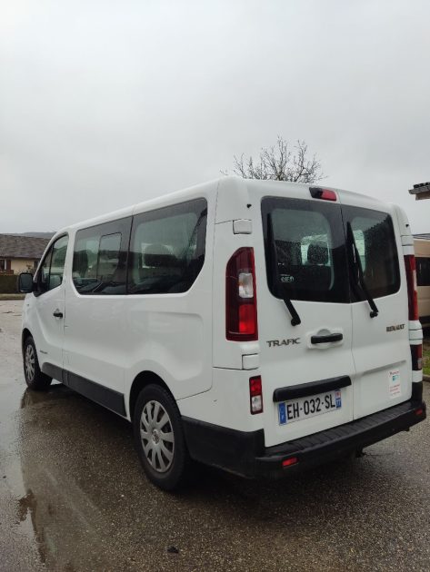 RENAULT TRAFIC COMBI 2016