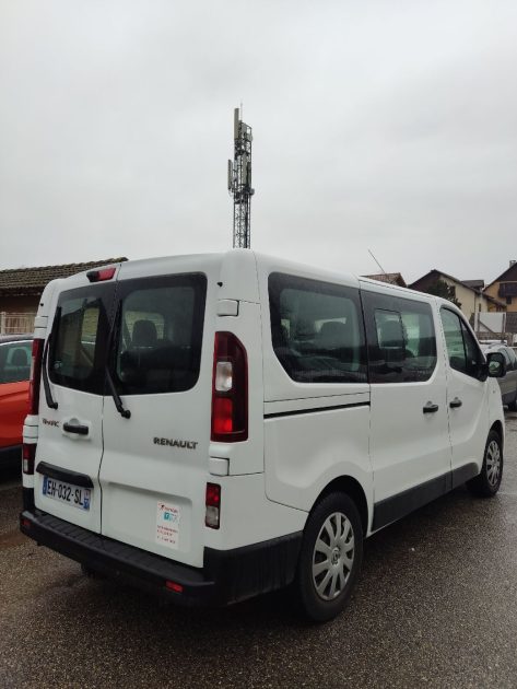 RENAULT TRAFIC COMBI 2016