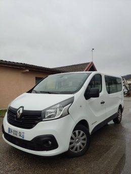 RENAULT TRAFIC COMBI 2016