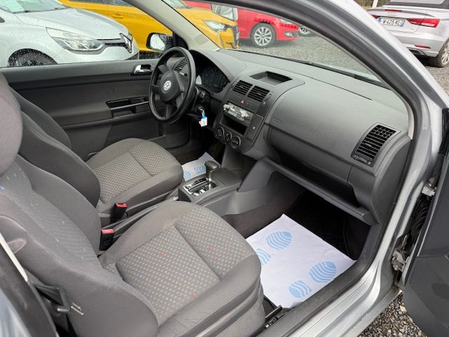 Volkswagen Polo 1.4  2003 - 43582 KM