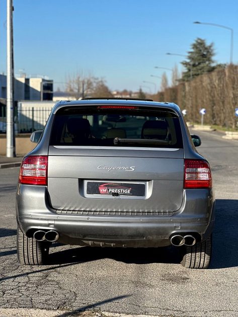 PORSCHE CAYENNE 2006