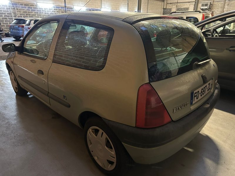 RENAULT CLIO 1.2i MTV 2000