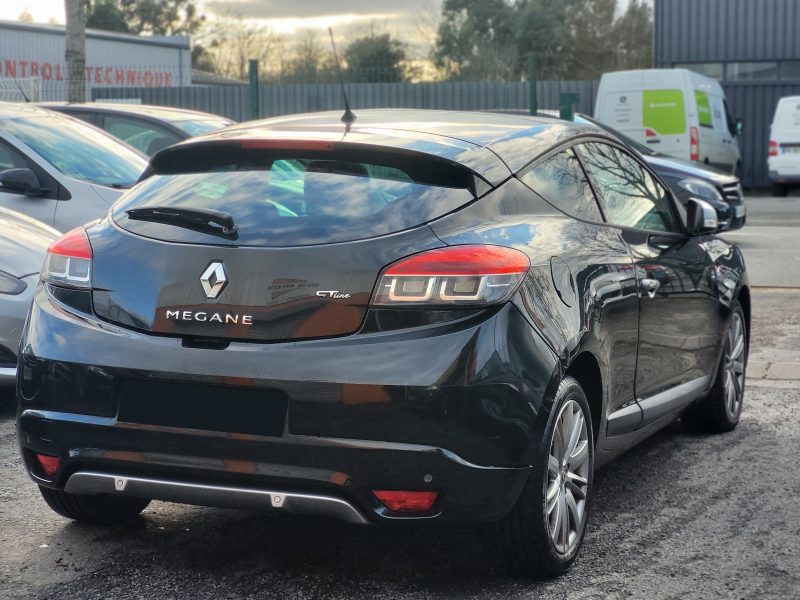 RENAULT MEGANE 3 III Coupe 2011