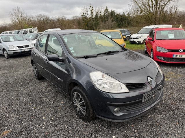 RENAULT CLIO 2008 - 193000 KM