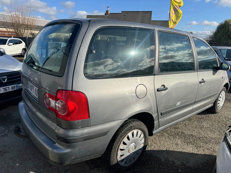 VOLKSWAGEN SHARAN 1.9 TDI 130