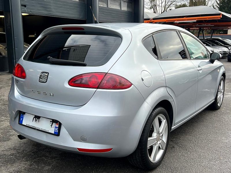 SEAT LEON II 1.9 TDI 105 Cv 83 400 Kms ECRAN TACTILE APPLE CARPLAY CAMERA CUIR - GARANTIE 1 AN