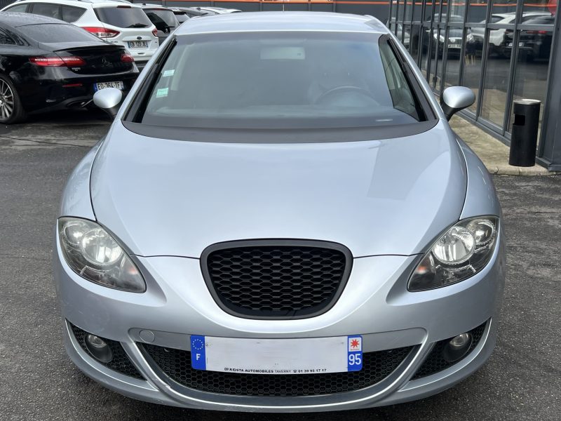 SEAT LEON II 1.9 TDI 105 Cv 83 400 Kms ECRAN TACTILE APPLE CARPLAY CAMERA CUIR - GARANTIE 1 AN