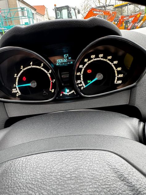FORD FIESTA VI (CB1, CCN) 2014