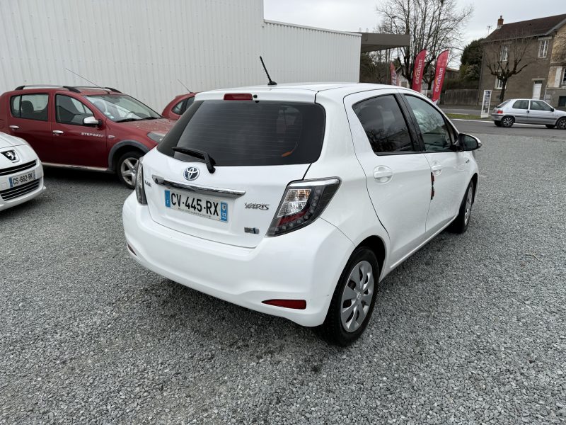 TOYOTA YARIS 2013