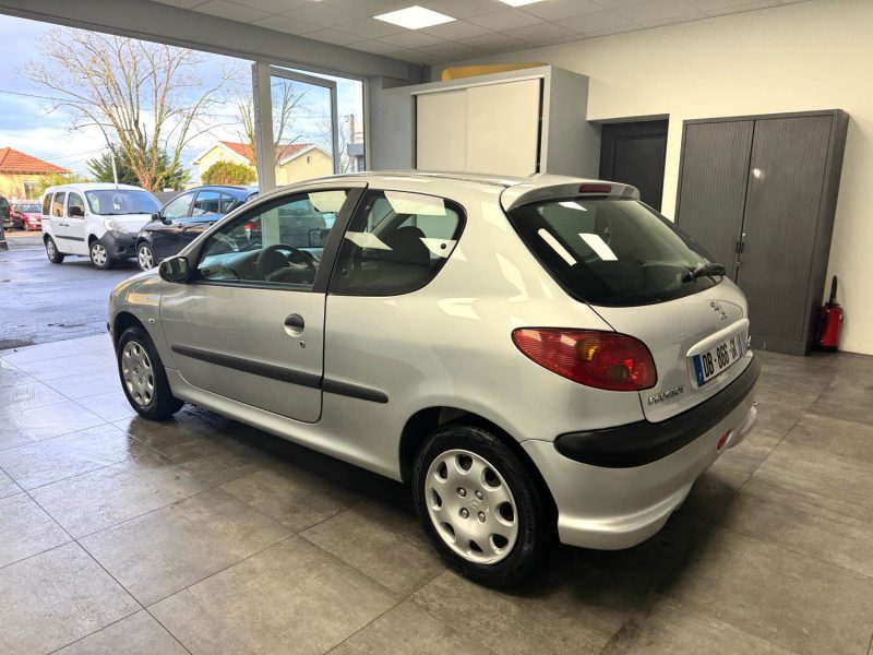 PEUGEOT 206 2008