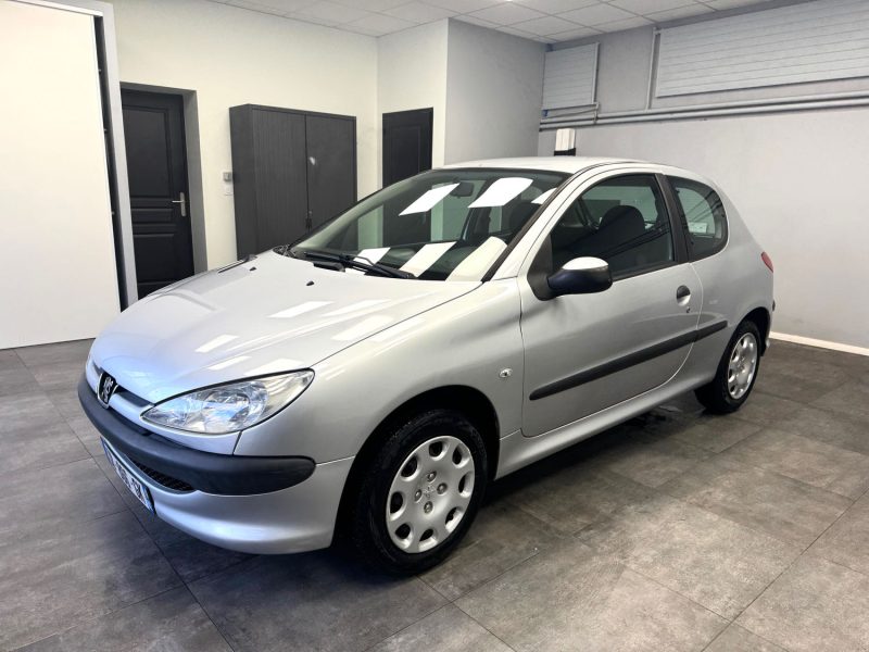 PEUGEOT 206 2008