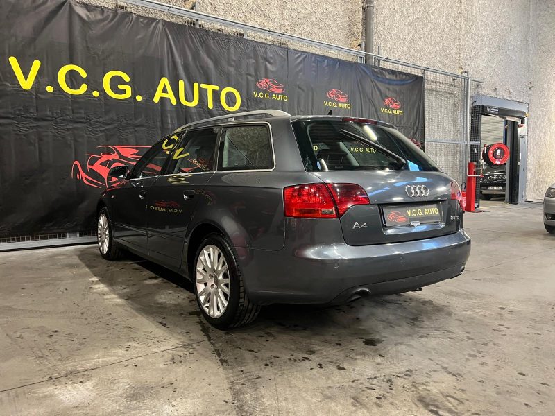 AUDI A4 2.5 TDI V6 163