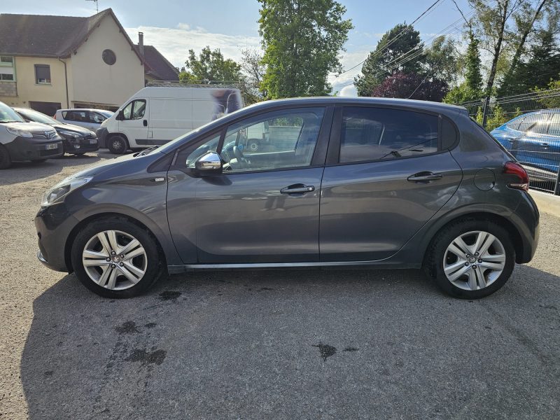 PEUGEOT 208 1.6 hdi 100 cv STYLE 