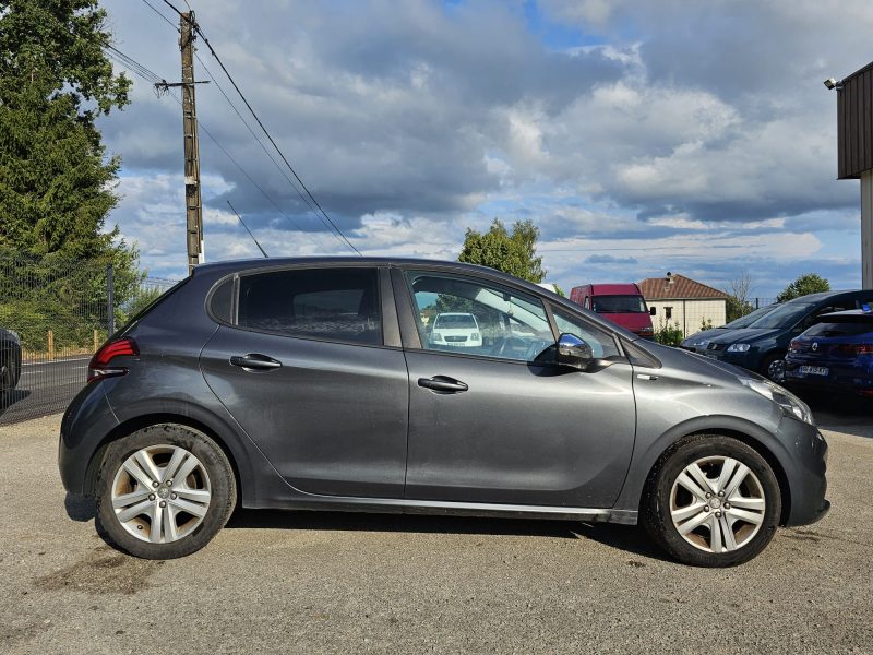 PEUGEOT 208 1.6 hdi 100 cv STYLE 