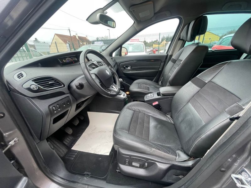 RENAULT MEGANE SCENIC 2013 BOSE