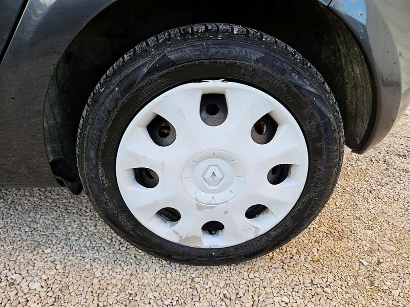 RENAULT CLIO 2007