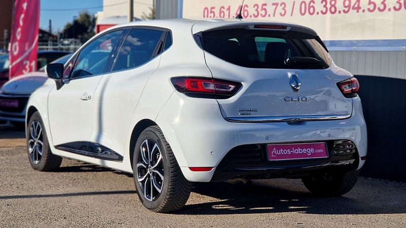 RENAULT CLIO 2019