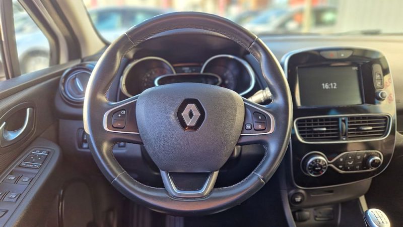 RENAULT CLIO 2019