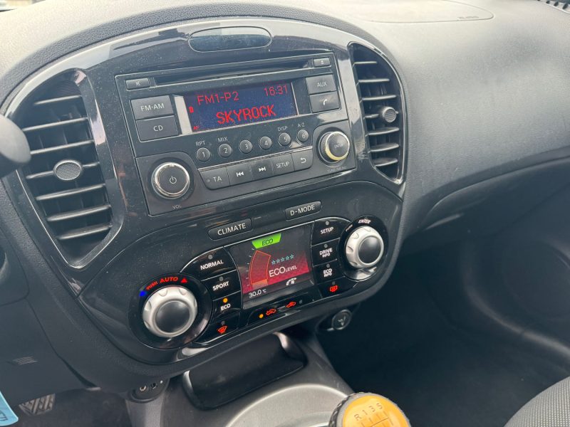 NISSAN JUKE 2011
