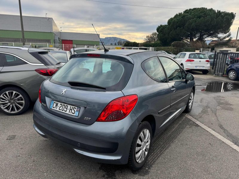 PEUGEOT 207 2006