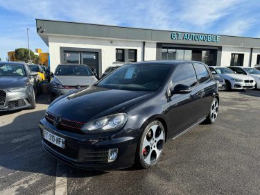 VOLKSWAGEN GOLF  2010