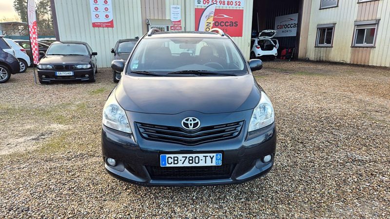 TOYOTA VERSO 2012