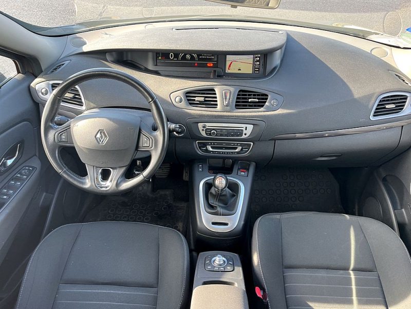 RENAULT SCENIC III 2015