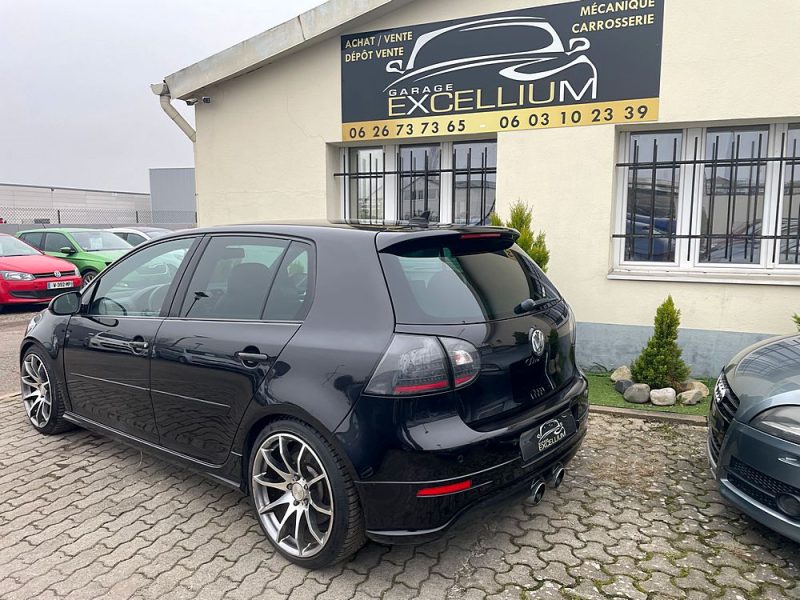 VOLKSWAGEN GOLF R32 2008