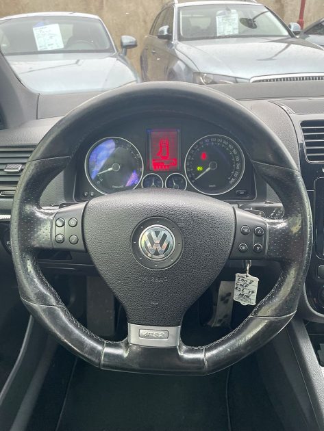 VOLKSWAGEN GOLF R32 2008