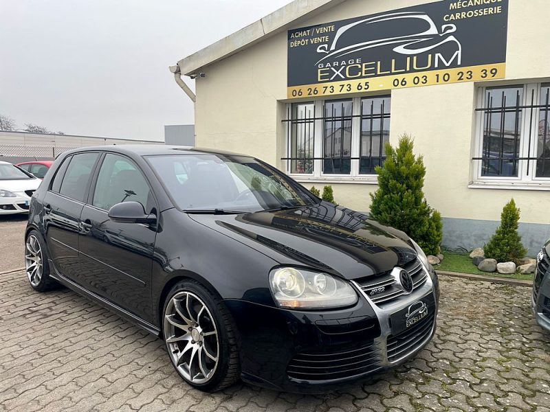 VOLKSWAGEN GOLF R32 2008