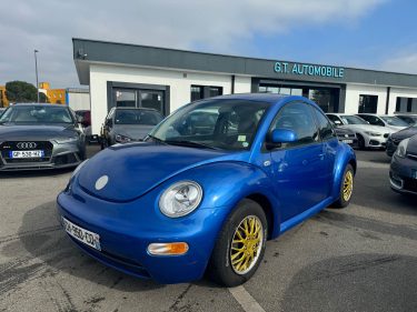 VOLKSWAGEN NEW BEETLE 2001