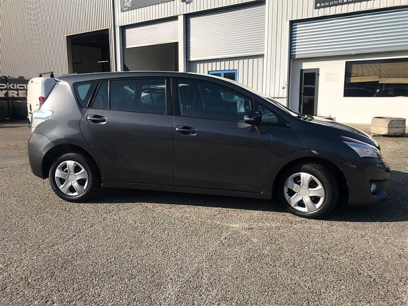 TOYOTA VERSO ph2 - 1.6 D4D 112cv FAP DYNAMIC 7 PLACES - GARANTIE 6 MOIS 