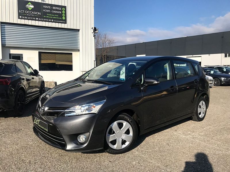 TOYOTA VERSO ph2 - 1.6 D4D 112cv FAP DYNAMIC 7 PLACES - GARANTIE 6 MOIS 