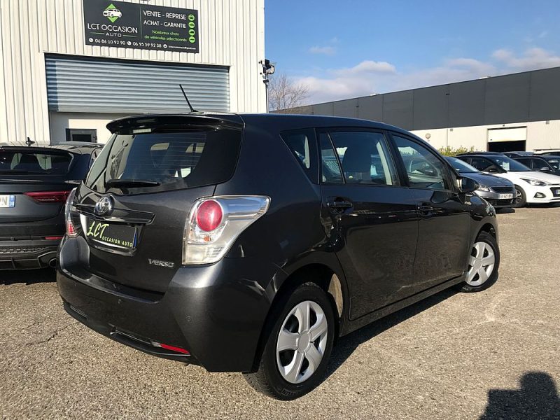 TOYOTA VERSO ph2 - 1.6 D4D 112cv FAP DYNAMIC 7 PLACES - GARANTIE 6 MOIS 