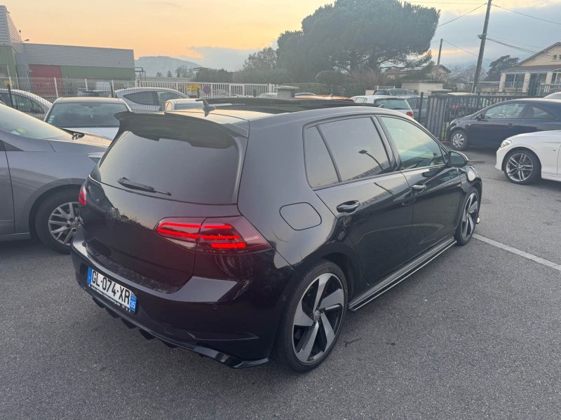 VOLKSWAGEN GOLF GTI  2019