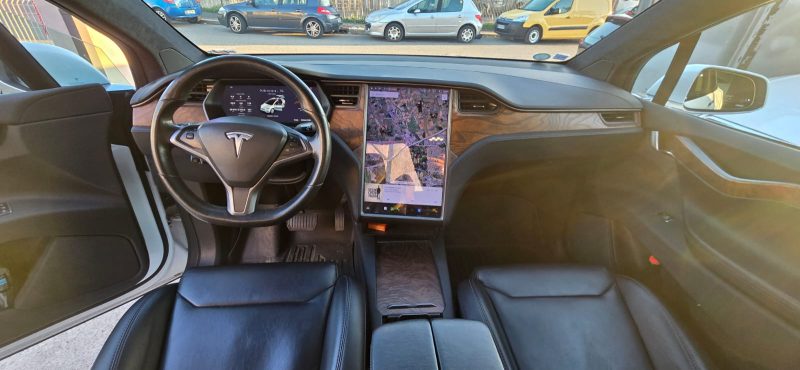 TESLA MODEL X 2019