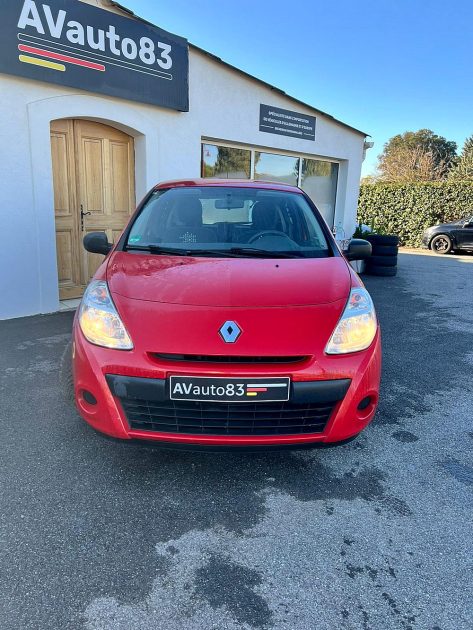 RENAULT  CLIO 2012 Yahoo! 1.2 LEV 75CV / Embrayage Neuf / Distribution Neuve 