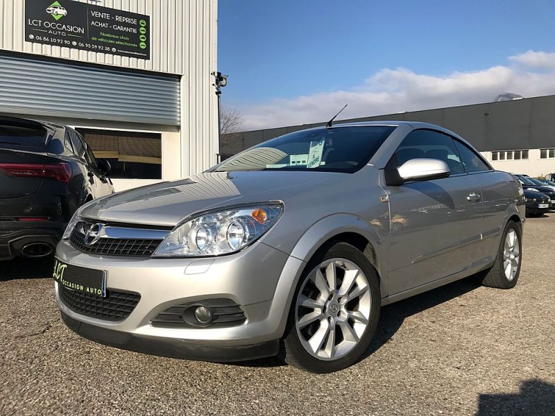 OPEL ASTRA III CABRIOLET - Twintop 1.9 cdti 150cv FAP COSMO - GARANTIE 6 MOIS