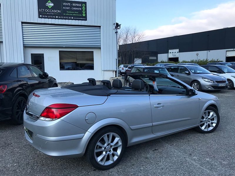 OPEL ASTRA III CABRIOLET - Twintop 1.9 cdti 150cv FAP COSMO - GARANTIE 6 MOIS