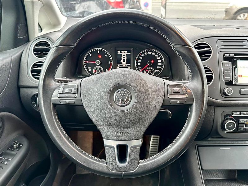 VOLKSWAGEN GOLF PLUS 2012