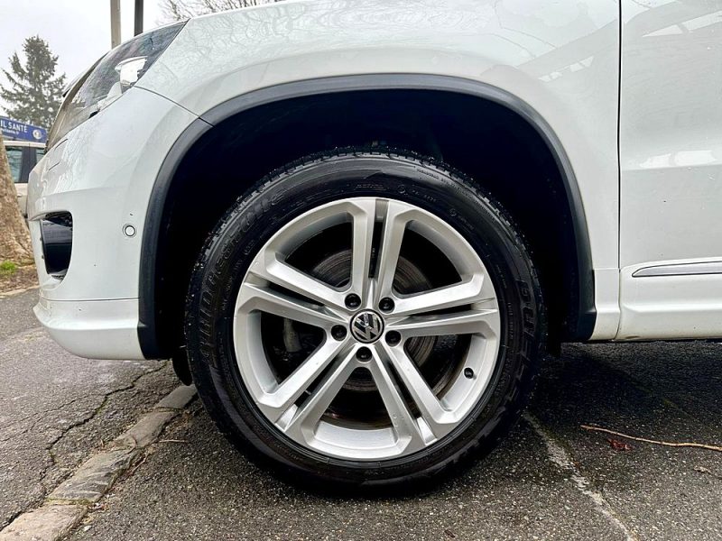 VOLKSWAGEN TIGUAN 2014