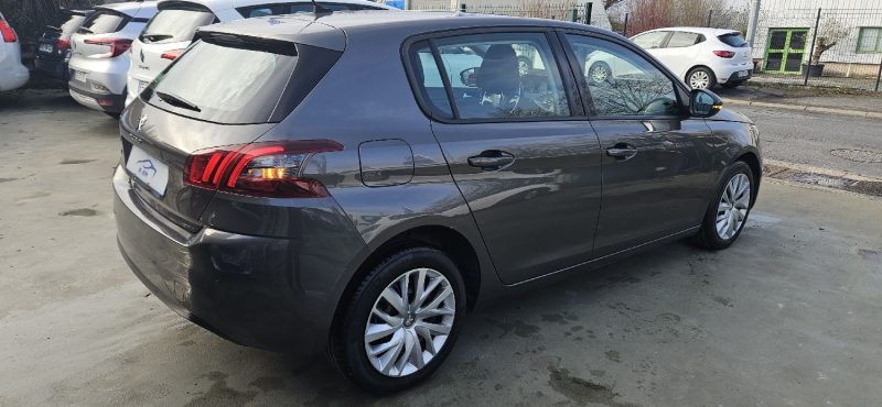 PEUGEOT 308 2018