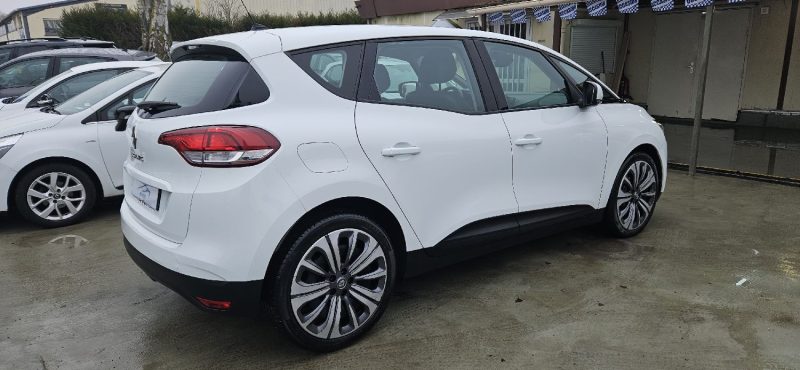 RENAULT MEGANE 2019