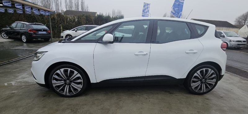 RENAULT MEGANE 2019