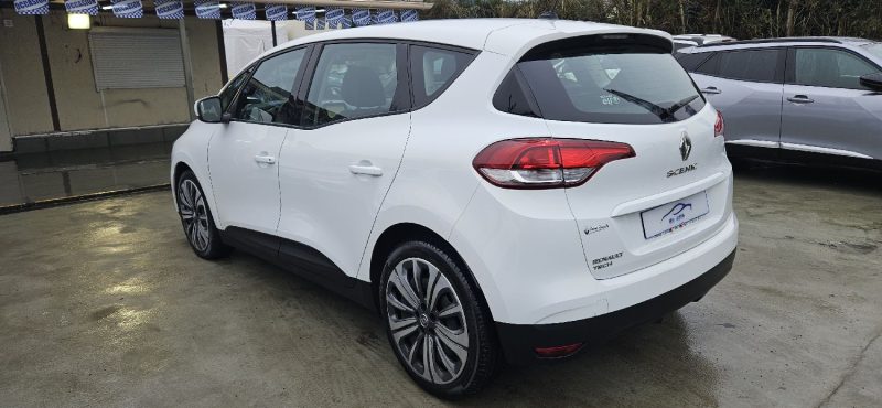 RENAULT MEGANE 2019