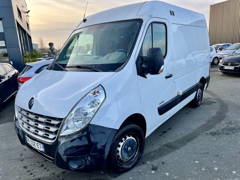 RENAULT MASTER III Traction Fourgon L1H1 F3300 2.3 dCi 16V FAP 125 cv